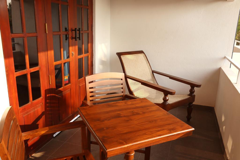 Blue Elephant Boutique Hotel Negombo Exterior foto