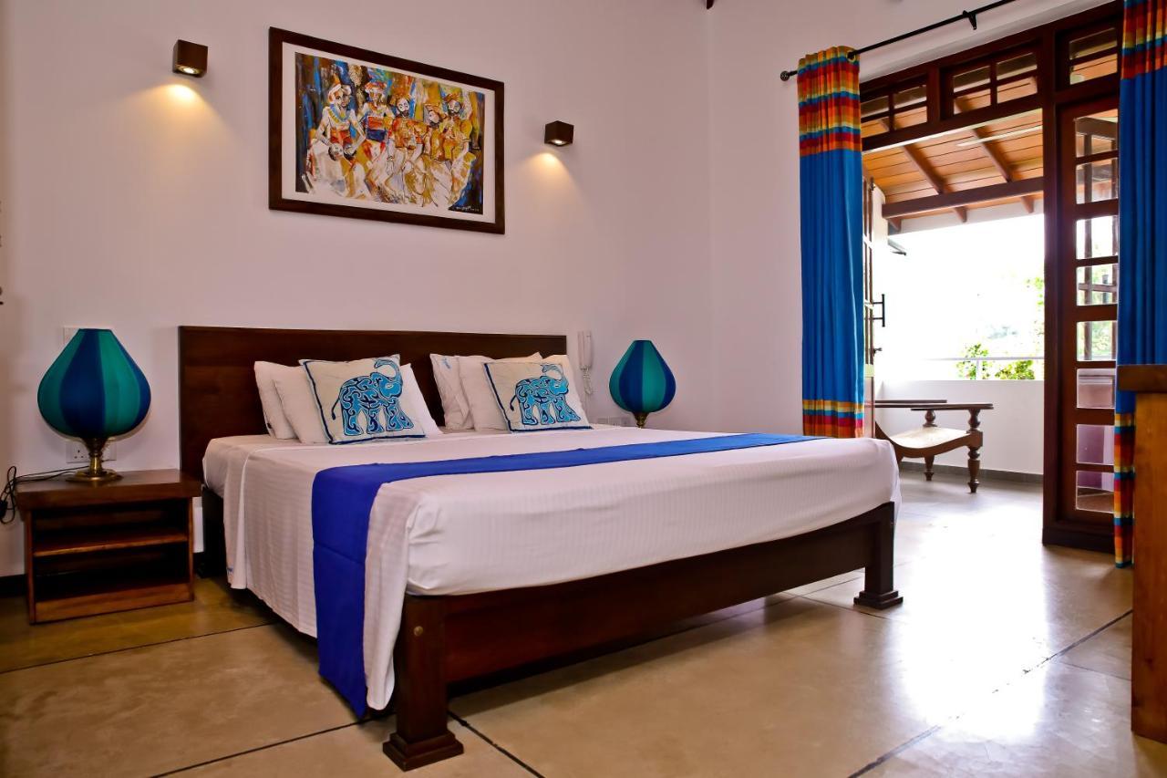 Blue Elephant Boutique Hotel Negombo Exterior foto