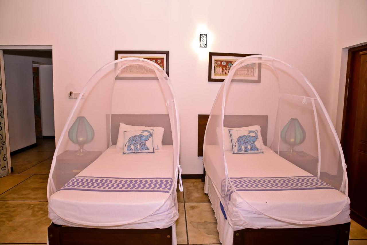 Blue Elephant Boutique Hotel Negombo Exterior foto