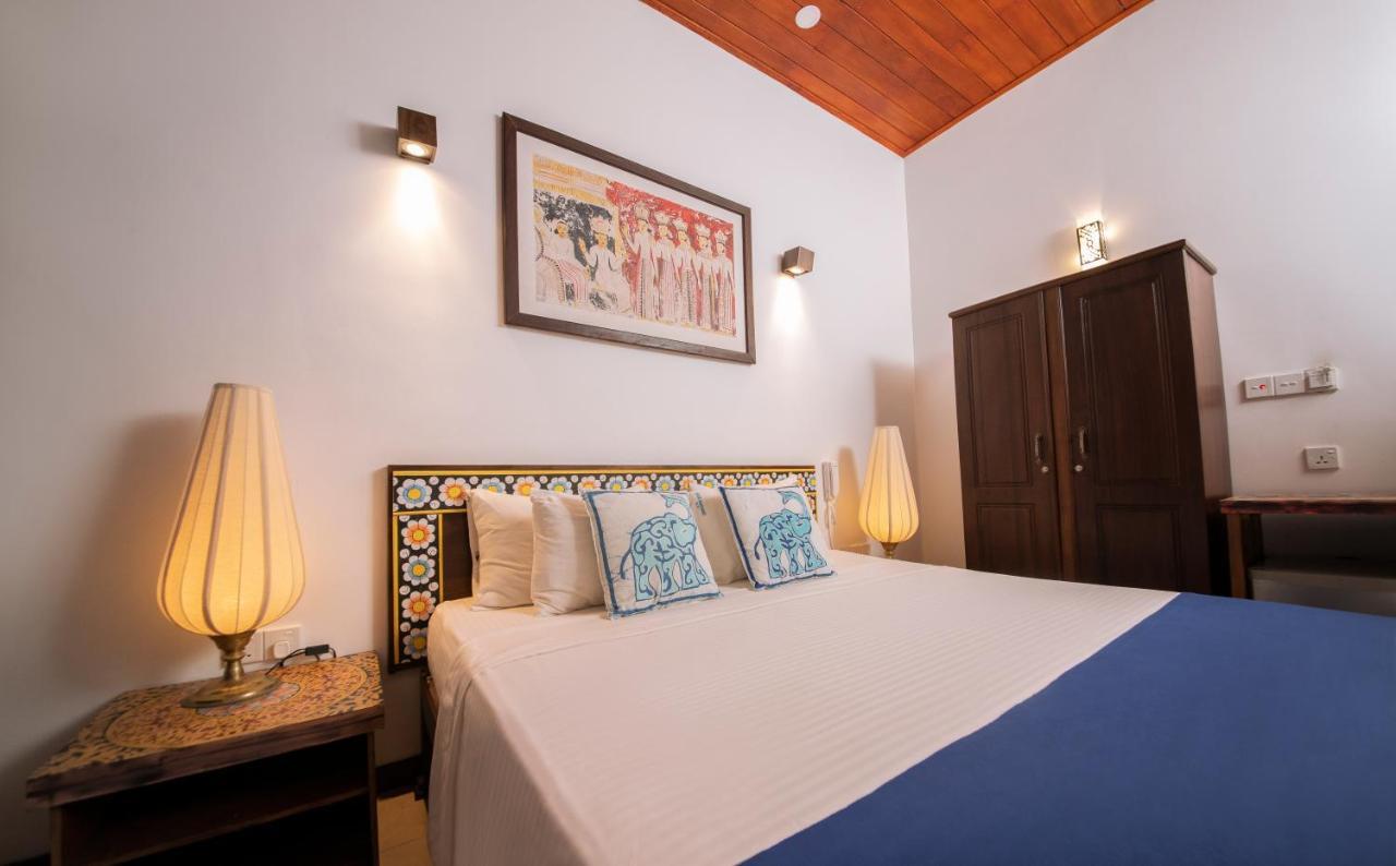 Blue Elephant Boutique Hotel Negombo Exterior foto